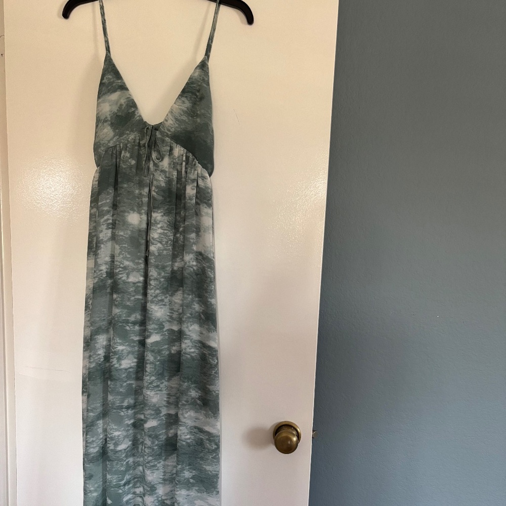 HYFVE Maxi sage and white flowy dress! Size L.